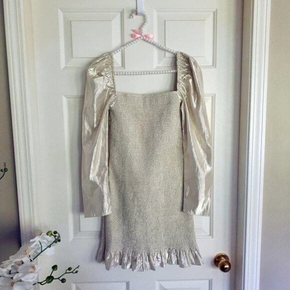 NWT Aritzia Wilfred silver metallic smocked bodycon mini holiday dress, M - Picture 6 of 6